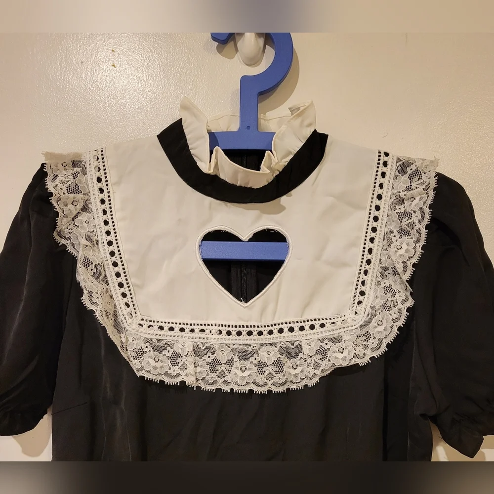 ROMWE Black and White Babydoll Dress with Ruffled Puff Sleeves - Picture 2 of 4